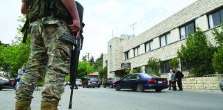 الجيش يلاحق مطلقي النار في الانتخابات البلدية