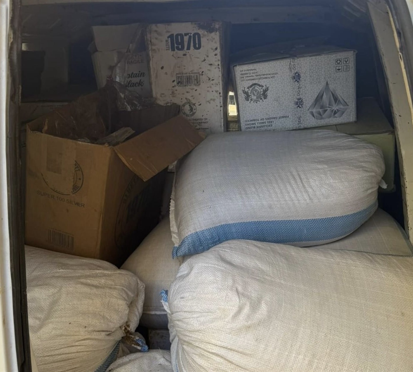 *الريجي” تضبط مصنوعات تبغية مهرّبة في مناطق السماقية والعبدة والبداوي وطرابلس*