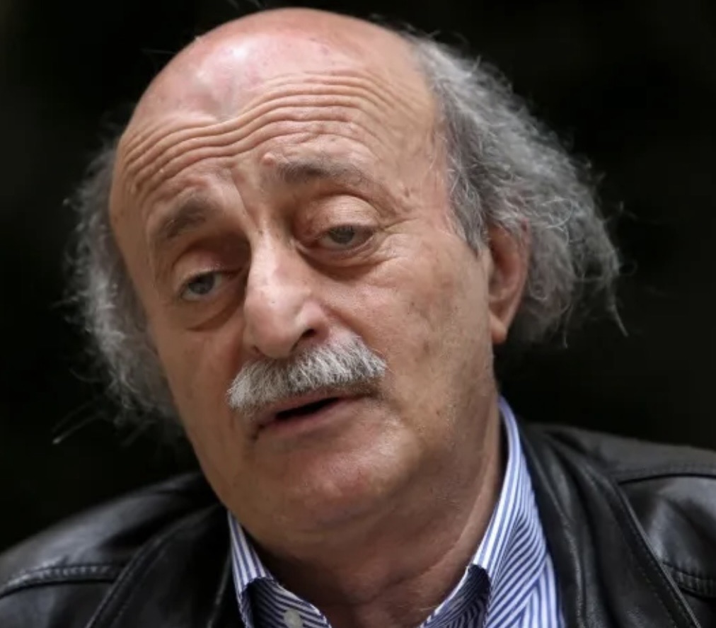 *رئيس الحزب التقدمي الاشتراكي السابق وليد جنبلاط من بكفيا: اشكر ترامب لأنه ازال العقوبات عن سوريا وهو انجاز كبير وهذا الأمر له وقع كبير علينا*