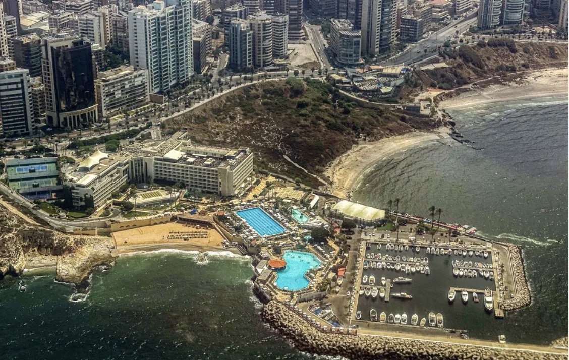 *لبنان يعلق آمالاً على عودة السياح الخليجيين لإنعاش اقتصاده*