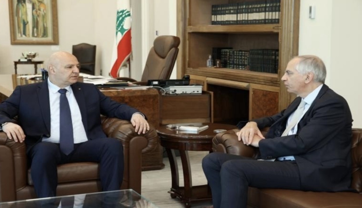 *عرض رئيس الجمهوريّة جوزاف عون مع السفير الفرنسي هيرفي ماغرو مواضيع تتصل بالعلاقات اللبنانية – الفرنسية، إضافةً إلى التطوّرات الأخيرة في لبنان والمنطقة*