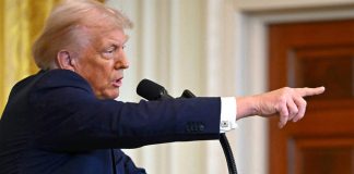 ترامب يؤكد أن روسيا وأوكرانيا ستباشران “فورا” محادثات للتوصل إلى وقف إطلاق النار