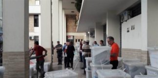 محافظ الجنوب أشرف على عملية تجهيز صناديق الاقتراع للانتخابات