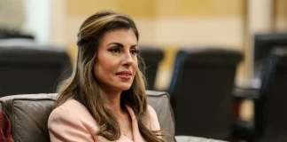 وصول الموفدة الأميركية مورغان أورتاغوس إلى مطار رفيق الحريري الدولي