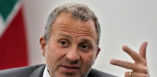 *النائب جبران باسيل: من الواضح ان هناك عملية تسييس ونحن من الموقعين على طلب الاتهام والتحقيق ووافقنا على بدء التحقيق وتكوين لجنة*