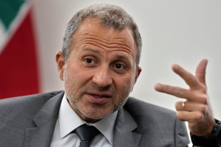 باسيل من بعبدا : احمل مبادرة تهدف إلى حماية البلاد عبر الحوار بين اللبنانيين، بعيداً من الصدام”