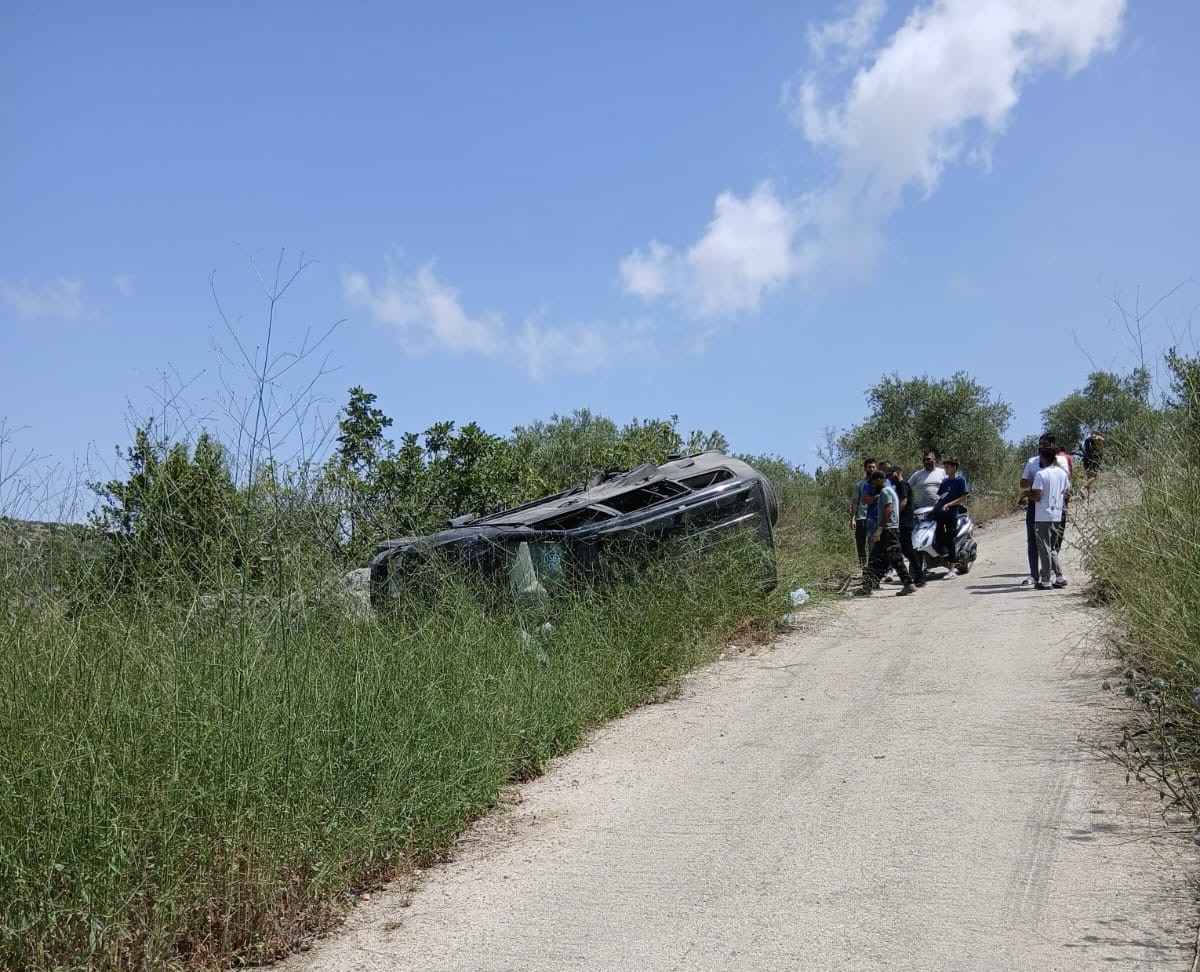 *غارة’ إسرائيلية’ بطائرة “درون” على بلدة بيت ليف جنوبًا… وإصابة بين المدنيين*