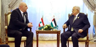 وفد فلسطيني في بيروت لوضع آلية تسليم السلاح داخل المخيمات