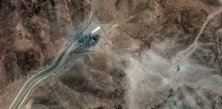 هل نقلت إيران اليورانيوم المخصب قبل الضربات الأميركية؟