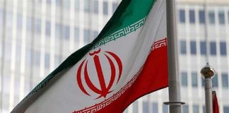 مصادر لرويترز: إيران طلبت من دول خليجية أن تطلب من ترامب الضغط على إسرائيل للموافقة على وقف لإطلاق النار