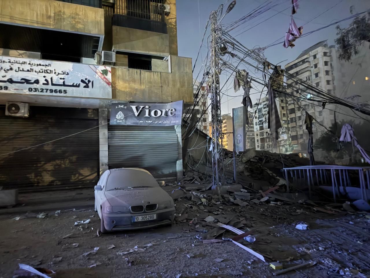 *المشهد بالصورة من الحي الابيض في الضاحية الجنوبية لبيروت*