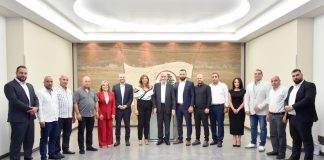 جعجع يلتقي المجالس البلدية لـ”رعشين” و”دلبتا” في معراب