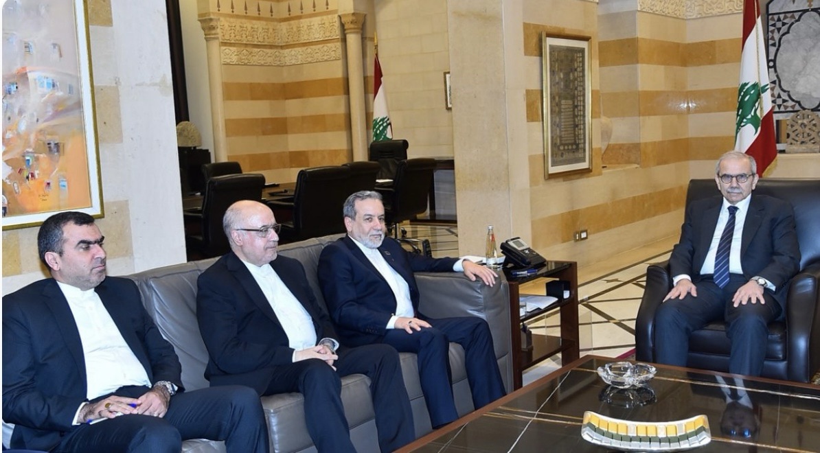 لبنان لوزير خارجية إيران: الأفعال لا الأقوال حول السلاح