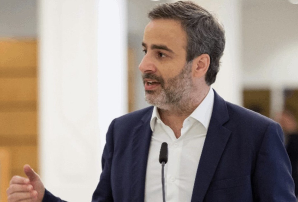 *معوّض في عيد قوى الأمن: للتمسّك بالمؤسسات الشرعية واحتكارها وحدها السلاح*