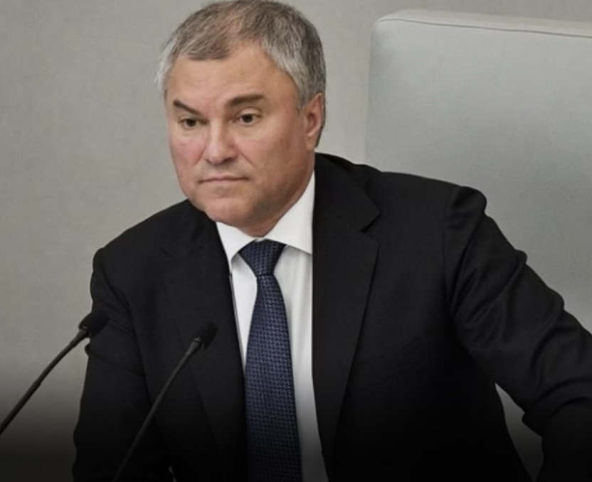 *الدوما”: لا طرق قانونية لتمديد ولاية زيلينسكي*