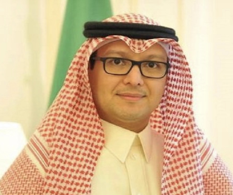 *وصول السفير السعودي وليد بخاري الى دار الفتوى*