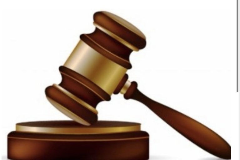 *مذكرة توقيف بحق الوزير السابق أمين سلام بتهمة اختلاس وابتزاز شركات تأمين*