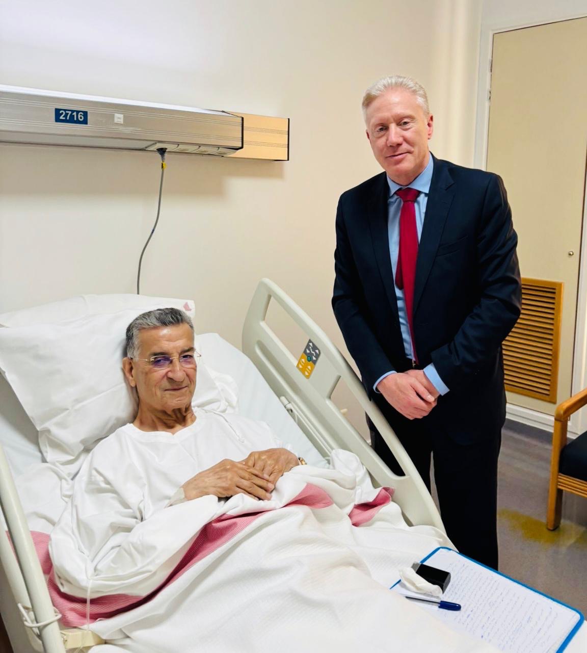 رجي عاد الراعي في المستشفى