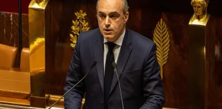 ماذا نعرف عن النائب أوليفيه مارليكس الذي أقدم على الانتحار داخل منزله؟