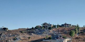 المنزل الذي فجرته القوة الاسرائيلية التي توغلت في الاراضي اللبنانية فجرًا في بلدة حولا يبعد عن الحدود في موقع “العباد” 1500 م وعن الموقع المستحدث على طريق حولا – مركبا 1200 م