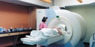 حادثة صادمة داخل غرفة الرنين المغناطيسي