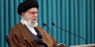 خامنئي: سندخل بالميدان الدبلوماسي أو العسكري دائمًا بقوة وسنخرج بنتائج مثمرة