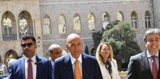 زيارة براك الثالثة حاسمة: ترسيم الحدود مع المفاوضات