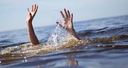 وفاة فتى غرقا في بحر الصرفند