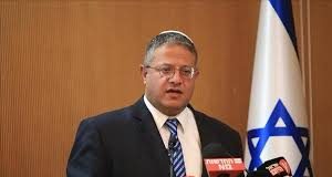 بن غفير: مفاتيح النصر الكامل في غزة هي الحصار التام والسحق العسكري وتشجيع الهجرة والاستيطان ومنع المساعدات لا عبر صفقة متهورة…لا يجوز التفاوض مع من يقتل جنودنا بل يجب سحقهم تماما وتجويعهم حتى الموت