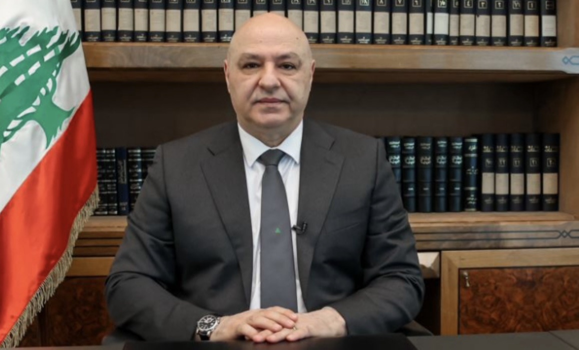 *وصول رئيس الجمهورية جوزاف عون يرافقه وزير الخارجية يوسف رجي إلى مملكة البحرين في زيارة رسمية تلبيةً لدعوة من ملك البحرين*