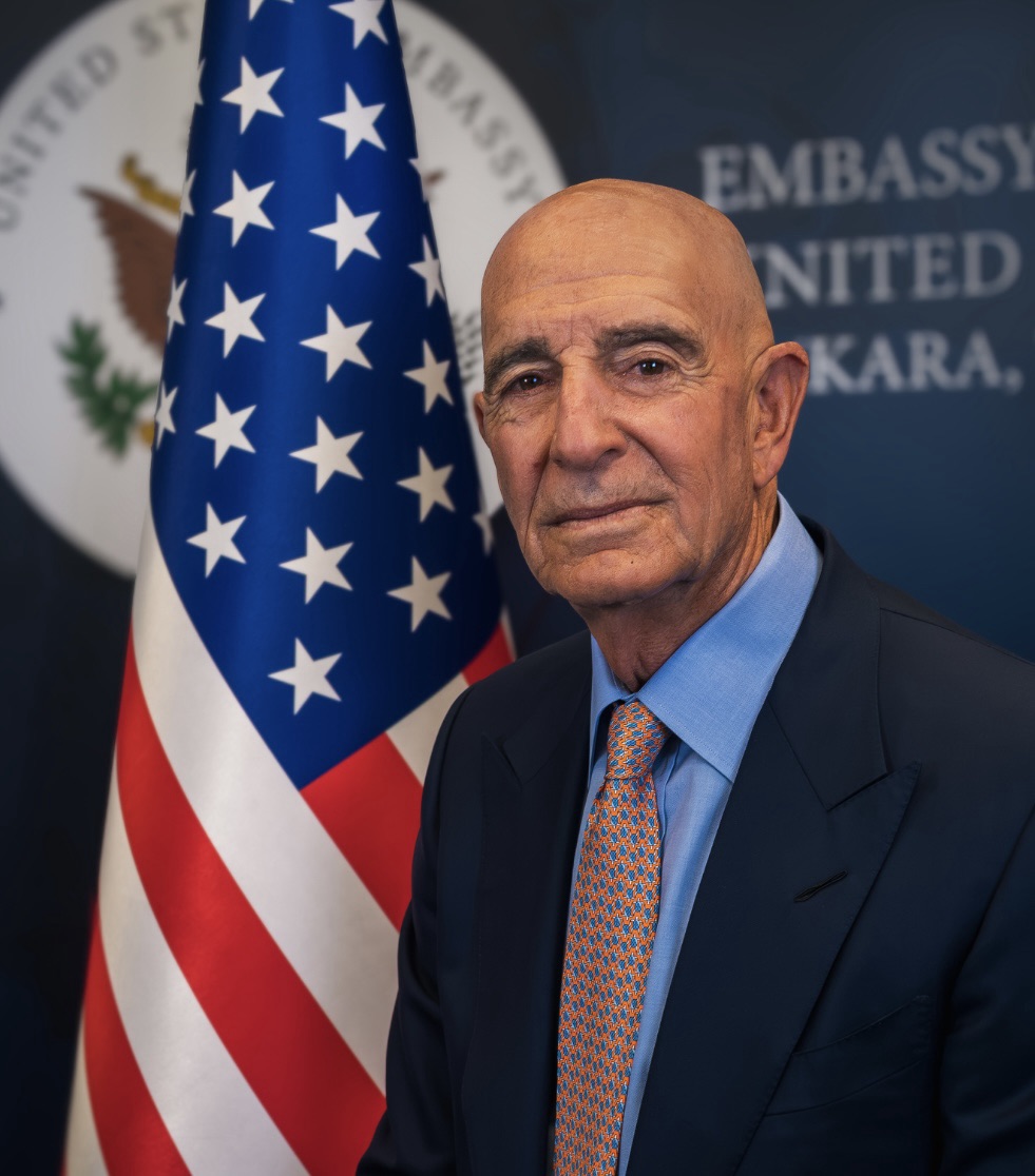 *وصول المبعوث الأميركي توم برّاك إلى بيروت*