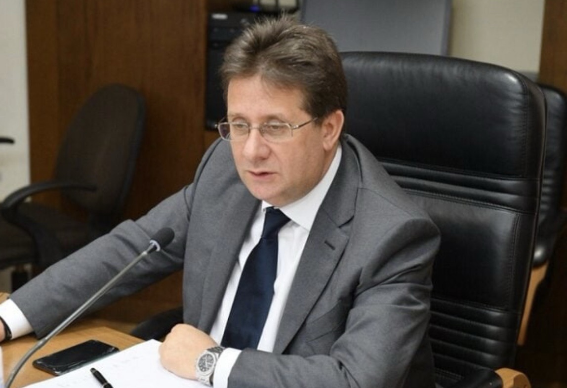 * كنعان بعد فرعية اصلاح المصارف: حصل خرق اساسي في اللجنة باستجابة وزارة المال ومصرف لبنان لطلبنا باقتراح مشترك يتعلّق بالهيئة المصرفية العليا ما سيمكننا من السير بوتيرة اسرع في مواد القانون الأخرى*