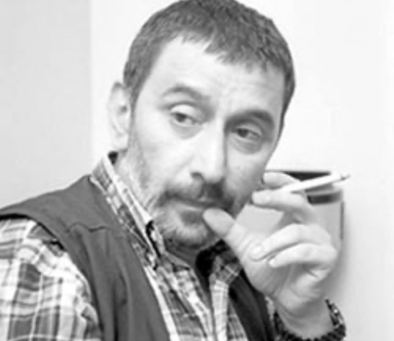 *رئيس الحكومة نواف سلام ينعى زياد الرحباني: فنان استثنائي وصوت حرّ جسّد قضايا الإنسان والوطن*