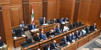 بري رفع جلسة مناقشة الحكومة الى قبل ظهر الغد: جدل حول حصر السلاح وملفات السيادة والفساد