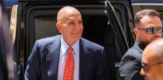 برّاك يكشف عن اتفاق مفاجئ لوقف النار بين نتنياهو و الشرع