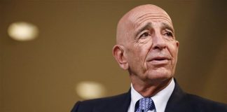 *المبعوث الأميركي توم براك وصل إلى كليمنصو للقاء وليد جنبلاط*