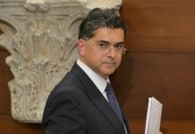 وزير الاعلام بول مرقص: “من البديهي الا تكون اول جلسة كثيرة الانتاج ولكنها مهدت الطريق لجلسات مقبلة ستبدأ في ١٩ من الشهر الحالي”، مشددا على ان “تسود لغة التفاوض بدل لغة الحرب”.