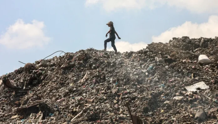 112345566_180816_large