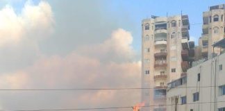اندلاع حريق كبير في مبنى خلف المستشفى الإيطالي في صور ولا يوجد أي استهداف