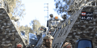 الجيش قد يتّجه إلى اتخاذ قرار يقضي بإعادة الكرة إلى ملعب الحكومة