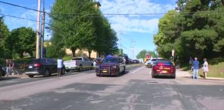 3 قتلى و20 جريحاً بإطلاق نار في كنيسة بجنوب مدينة مينيابوليس بولاية مينيسوتا شمالي الولايات المتحدة