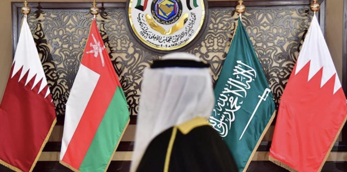 *أمين عام مجلس التعاون يشيد بقرار الحكومة اللبنانية ويجدد دعم دول الخليج للبنان*