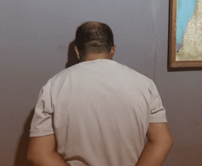 *قتل’ عمه وحاول الفرار إلى سوريا ولكنه وقع في قبضة القوى الأمنية*