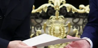 برسالة من زوجته.. زيلينسكي “كسر الجليد” مع ترامب!