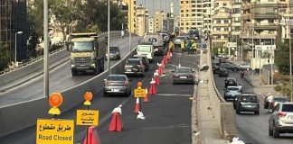 بالصورة – أعمال صيانة على جسر صفير والطريق مفتوح على مسرب واحد