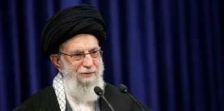 خامنئي: حزب الله ثروة لبنان…لا تستخفّوا به!