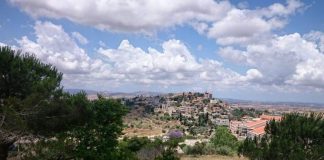 تفجير مبنى فجرا في حولا