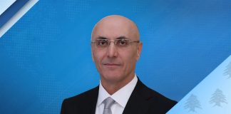 وزير الداخلية عن تجمع الروشة: هناك اجراءات قضائية وادارية لمخالفة التعميم والترخيص