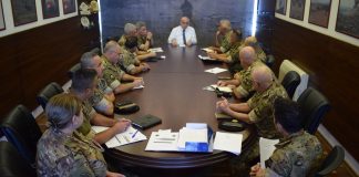 وزير الدفاع الوطني يشدد أمام لجان التلزيم: للتقيّد بقانون الشراء العام