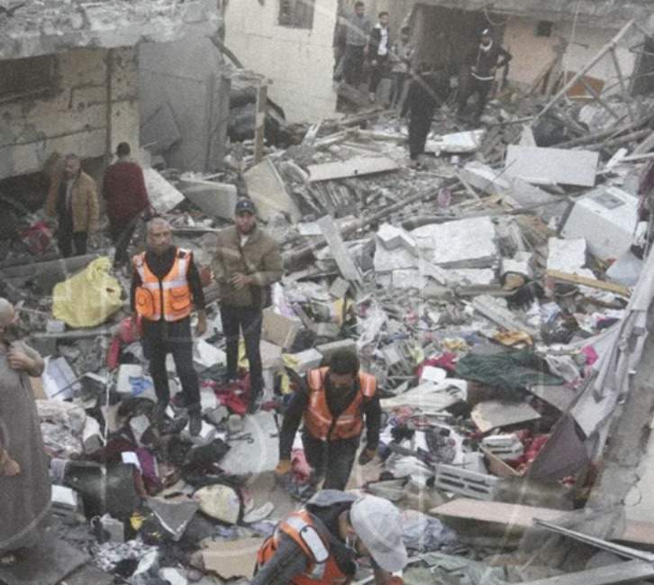 *الجزيرة: مصابون في غارة إسرائيلية’ دمرت برج طيبة في منطقة الميناء غربي مدينة غزة*